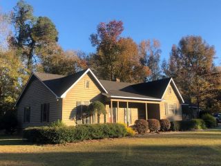 Foreclosed Home - 605 HOMESTEAD RD, 30474