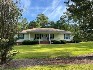 Foreclosed Home - 1305 FOREST HILL CIR, 30474