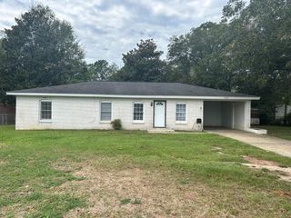 Foreclosed Home - 2103 AIMWELL RD, 30474