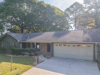 Foreclosed Home - 2771 OLD FLOWERY BRANCH RD, 30504