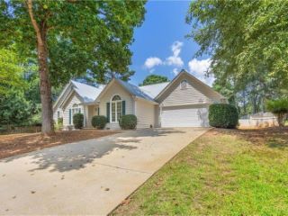 Foreclosed Home - 3733 MAPLE FORGE LN, 30504