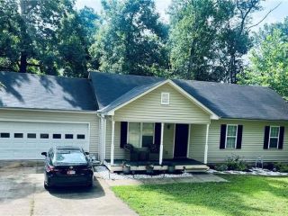 Foreclosed Home - 3048 SUMMER LAKE DR, 30506