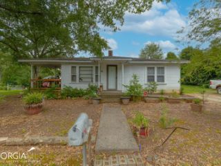 Foreclosed Home - 4039 SUTTON RD, 30506