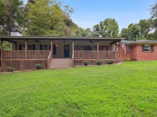 Foreclosed Home - List 101190098