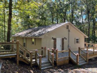 Foreclosed Home - 396 PINE CONE RD, 30513