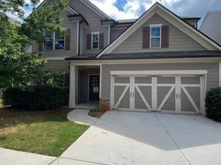 Foreclosed Home - 5307 CASTLE SHOALS WAY, 30519