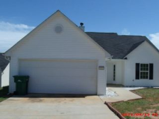 Foreclosed Home - 121 CREST VIEW DR, 30521