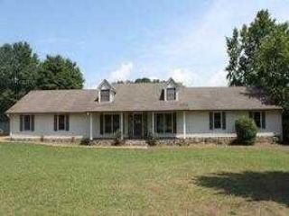 Foreclosed Home - 70 MOUNTAIN MEADOWS DR, 30528