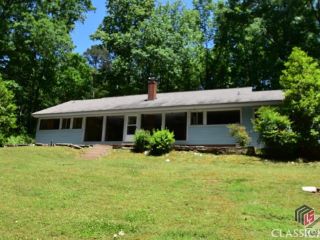 Foreclosed Home - 678 OLD AIRPORT RD, 30530