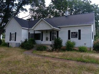 Foreclosed Home - 7526 HIGHWAY 98 W, 30530