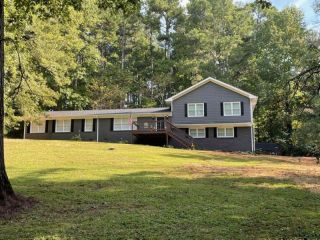 Foreclosed Home - 209 LAURAL DR, 30531