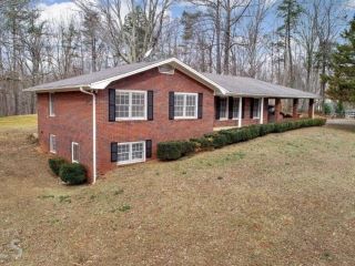 Foreclosed Home - 5972 MCEVER RD, 30542