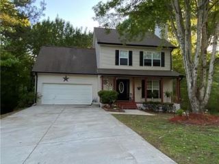 Foreclosed Home - 5522 CHESTNUT CREEK LN, 30542