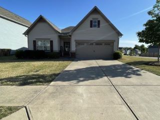 Foreclosed Home - 381 EAGLES BLUFF WAY, 30548
