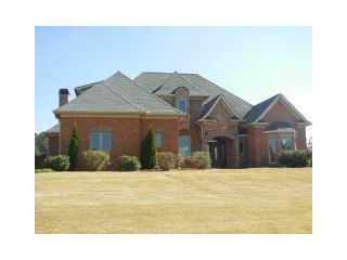 Foreclosed Home - 640 OLD HICKORY CT, 30549