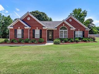 Foreclosed Home - 272 MEADOWCREEK DR, 30549