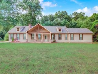 Foreclosed Home - 5057 WATERWORKS RD, 30549