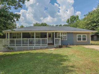Foreclosed Home - 3206 JACKSON TRAIL RD, 30549