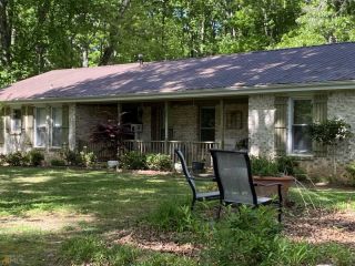 Foreclosed Home - 2150 CREEK NATION RD, 30549