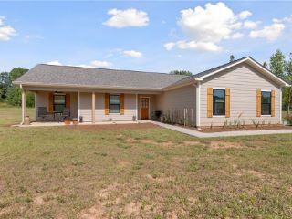 Foreclosed Home - 7348 LULA RD, 30554