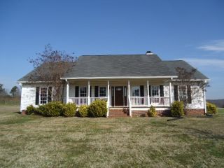 Foreclosed Home - 1988 DEADWYLER RD, 30558