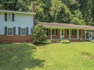 Foreclosed Home - 2860 RIVERDALE RD, 30577