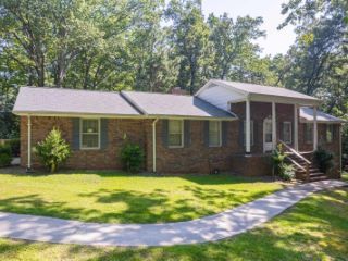 Foreclosed Home - 827 ROCK CREEK RD, 30577