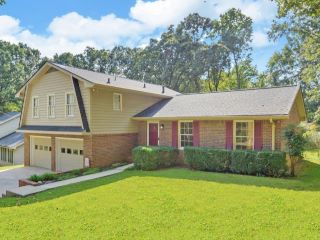 Foreclosed Home - 170 STONEWOOD FOREST RD, 30577