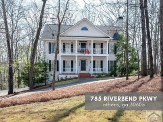 Foreclosed Home - 785 RIVERBEND PKWY, 30605