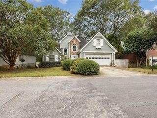 Foreclosed Home - 147 SPRING LAKE DR, 30605