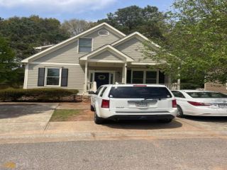 Foreclosed Home - 130 BETSY LN, 30606