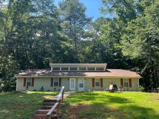 Foreclosed Home - 153 CREEKWOOD DR, 30606