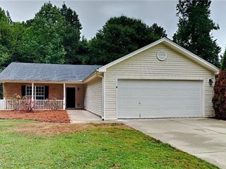 Foreclosed Home - 564 PIN OAK DR, 30620