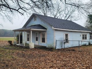 Foreclosed Home - 824 LEXINGTON CARLTON RD, 30627