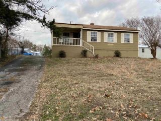 Foreclosed Home - 102 HILLSIDE WAY, 30635