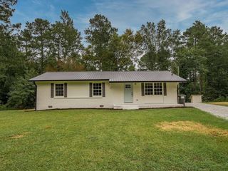 Foreclosed Home - 1311 LAWRENCE RD, 30642