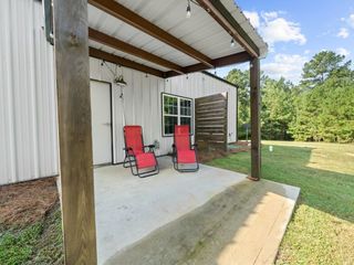 Foreclosed Home - 1150 GRAY HORSE RD, 30642