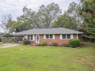 Foreclosed Home - 85 CYPRESS ST, 30643