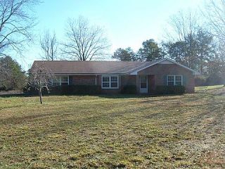 Foreclosed Home - 4111 HIGHWAY 106 S, 30646