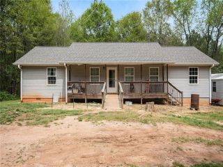 Foreclosed Home - 2130 GRIFFITH RD, 30646