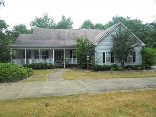 Foreclosed Home - 163 RIDGE WAY DR, 30655
