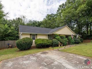 Foreclosed Home - 1133 GLIDING LN, 30655