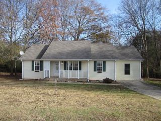 Foreclosed Home - 1447 JEFFERSON DR, 30656