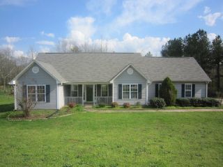 Foreclosed Home - 1254 DALE DR, 30656