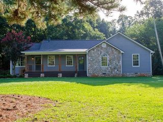 Foreclosed Home - 2241 SHOCKLEY RD NW, 30656