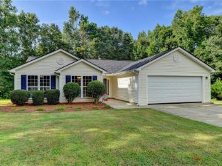Foreclosed Home - 1407 GIN MILL CT, 30656