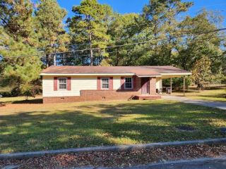 Foreclosed Home - 509 LILAC LN, 30673