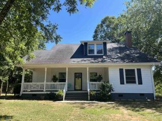 Foreclosed Home - 287 E BROAD ST, 30680