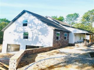 Foreclosed Home - 327 OAKLAND DR SE, 30701
