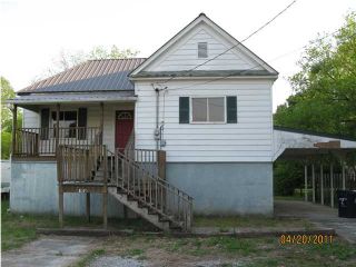 Foreclosed Home - 108 W 8TH ST, 30707